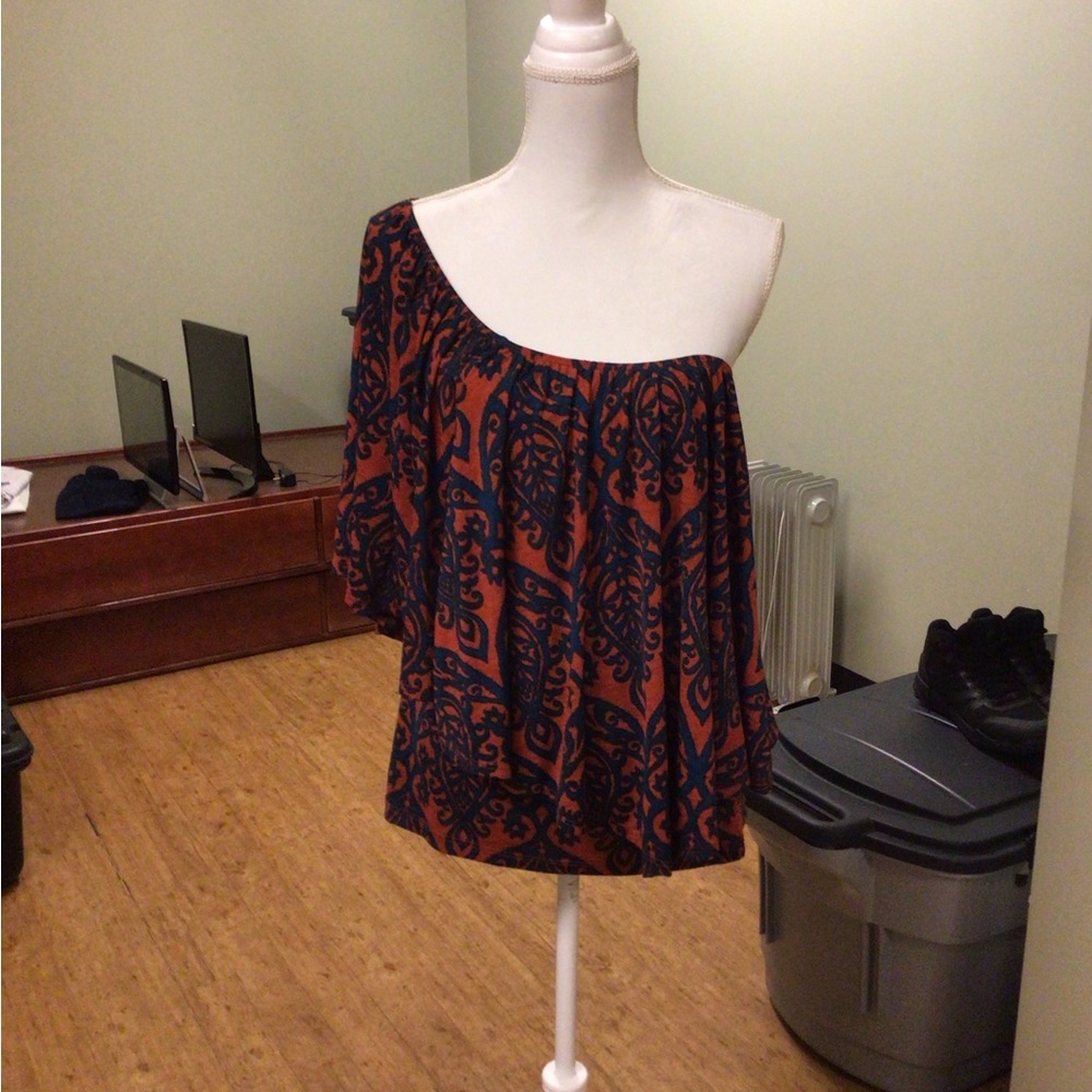 Multi-purpose blouse - Picture 2 of 6